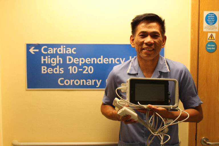 Portable cardiac monitor